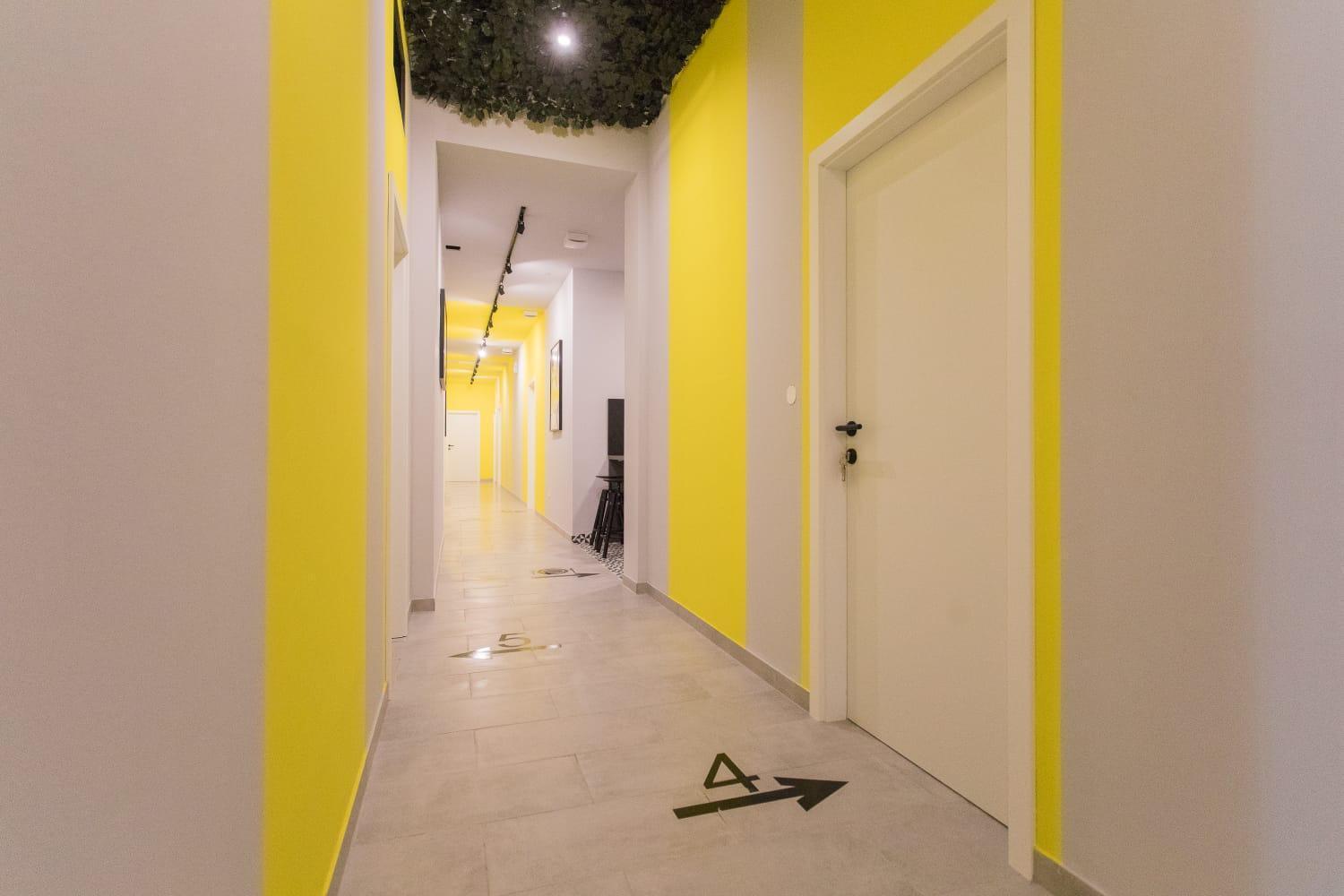 Hostel Cool , スプリト エクステリア 写真